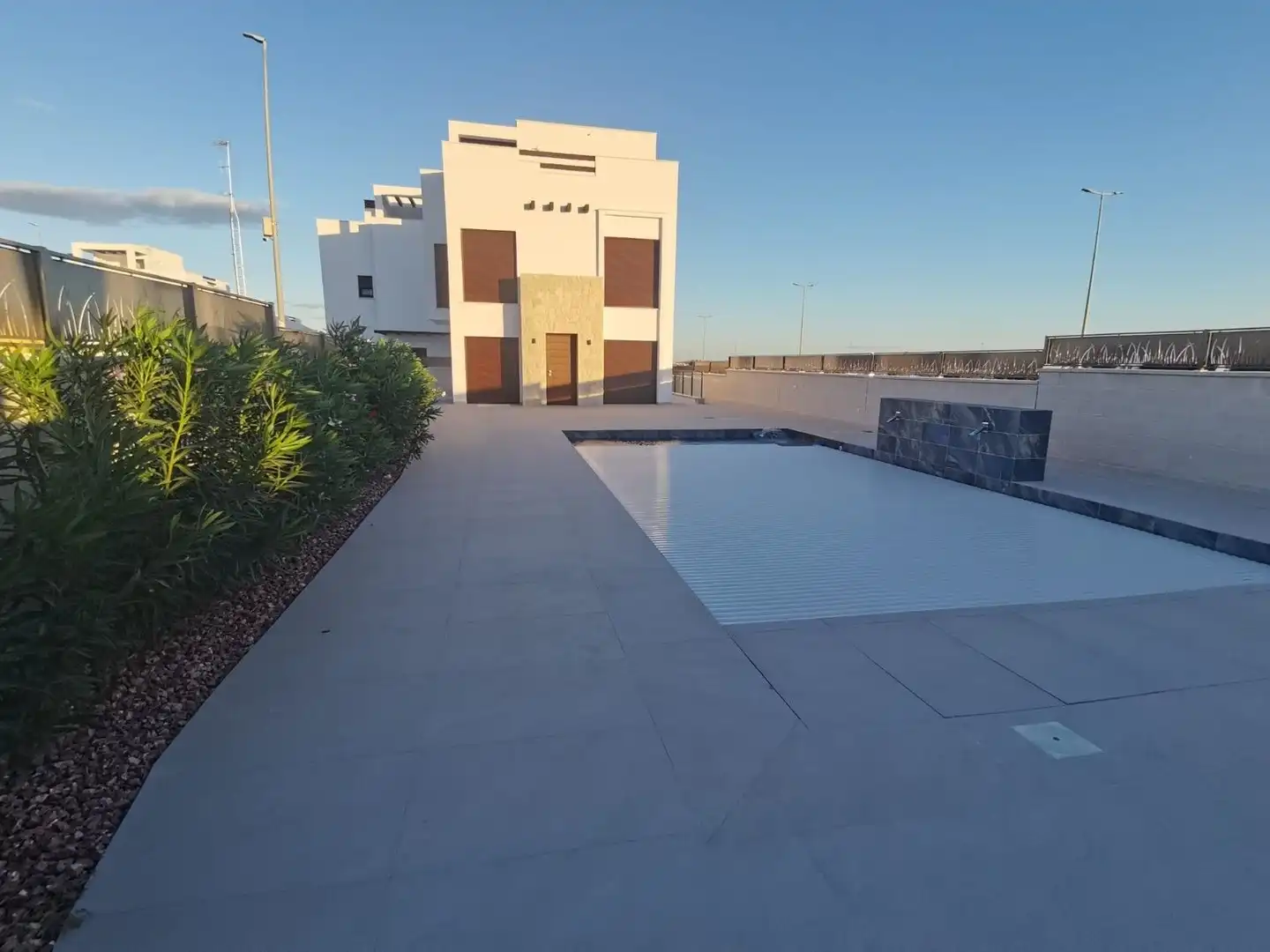 Xalet amb piscina en venda a Los Montesinos