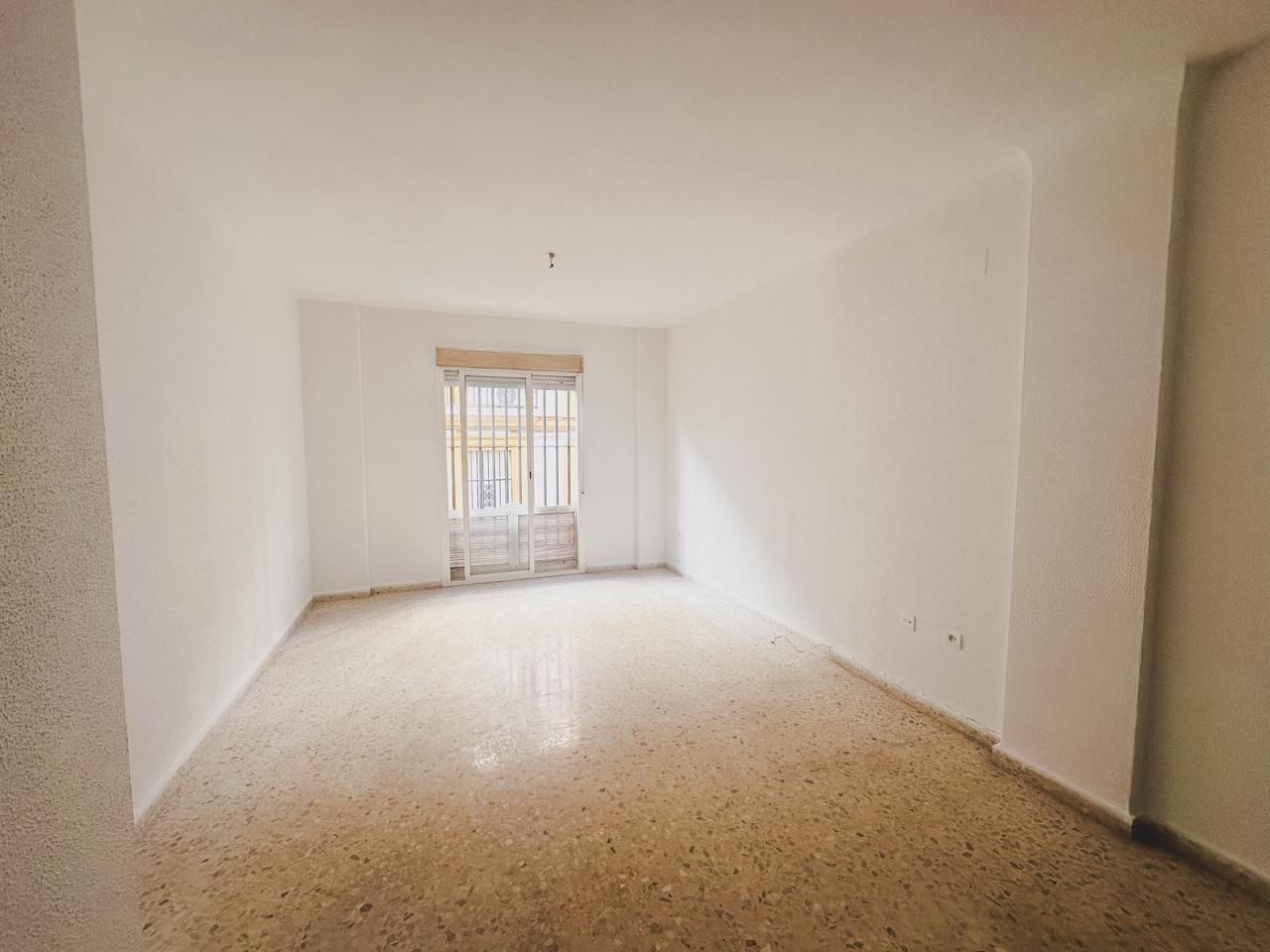 Vista exterior de Planta baja en venta en  Cádiz Capital