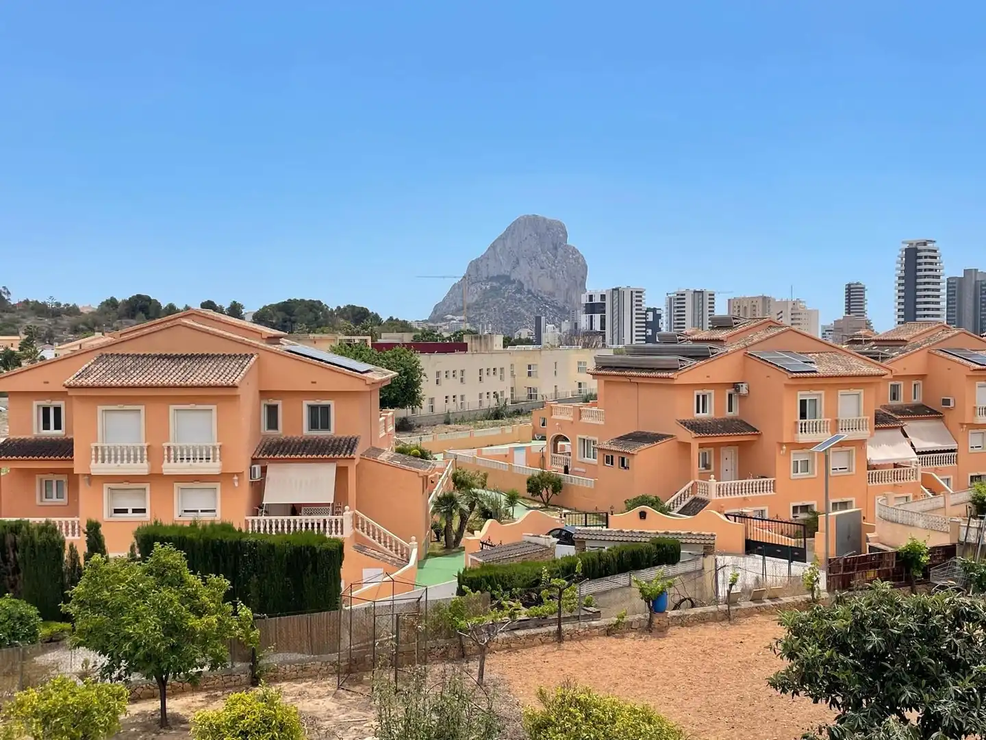 Exterior view of Houses for sale in Calpe / Calp  with Air Conditioner, Private garden and Terrace
