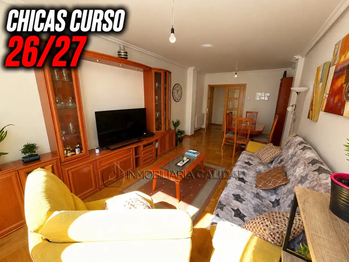Living room of Flat for rent in Burgos  with Heating and Furnished