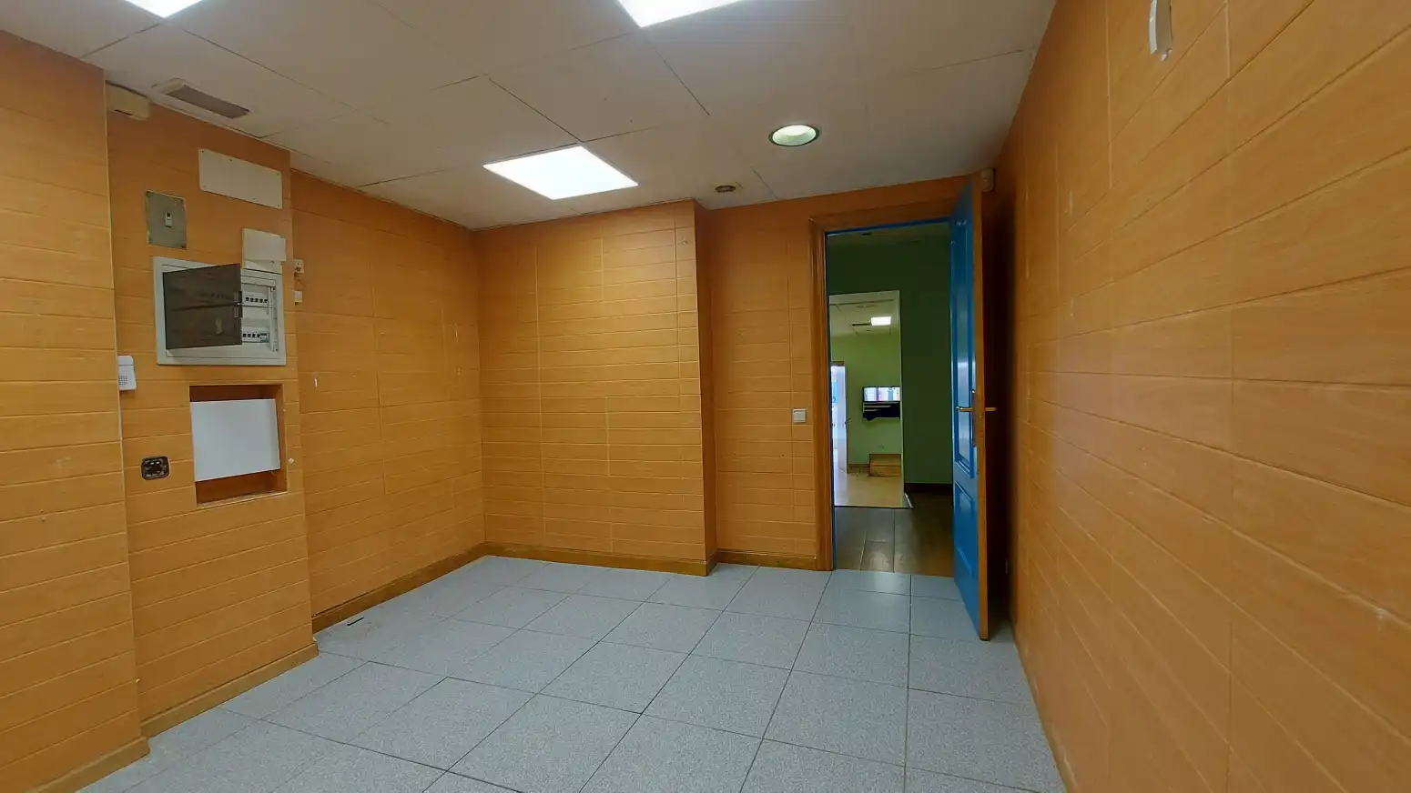 Geschaftsraum zur Miete in  Logroño
