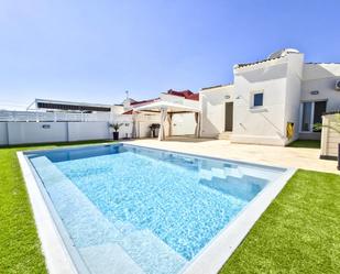 Swimming pool of House or chalet for sale in Torrevieja  with Heating, Private garden and Terrace