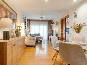 Appartement avec balcon à vendre à Can Bassa