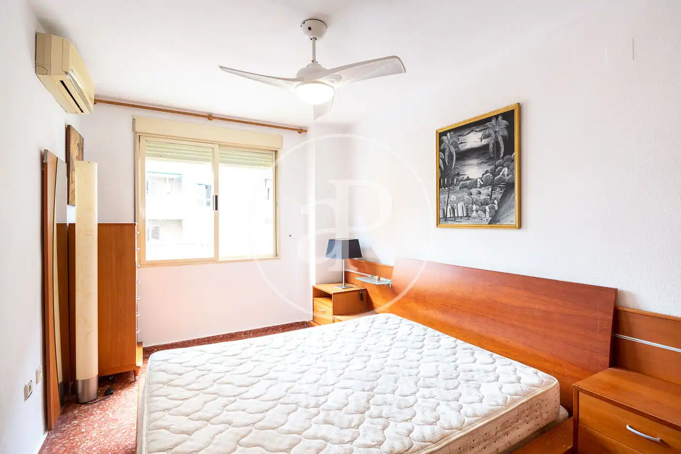 Habitación de Piso de alquiler en Valencia con Aire acondicionado, Calefacción y Amueblado