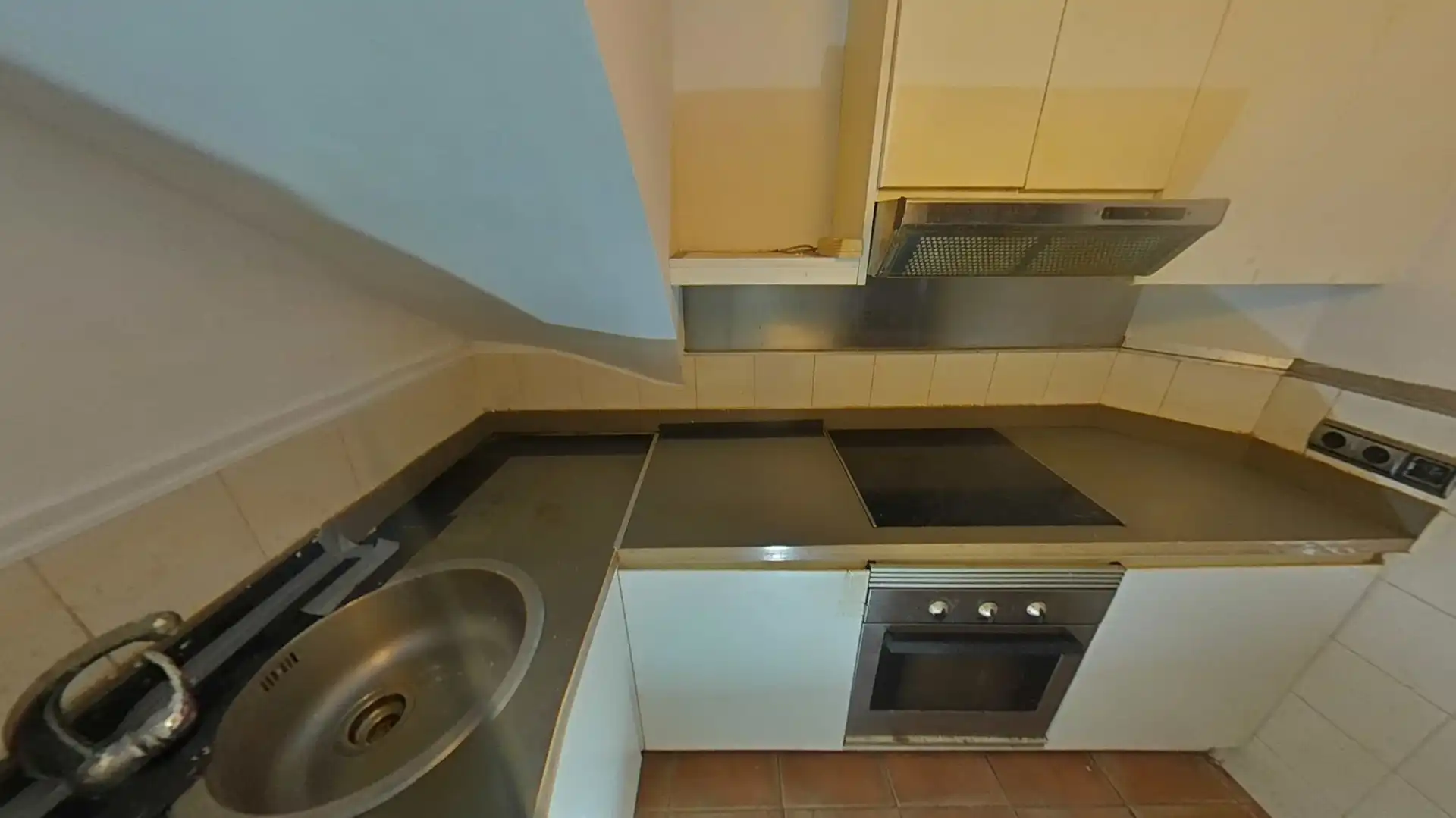 Kitchen of Flat for sale in Badalona