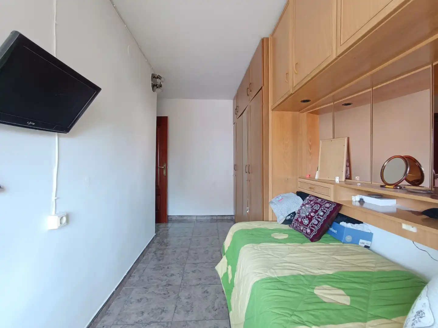 Habitación de Piso en venta en Badalona con Calefacción