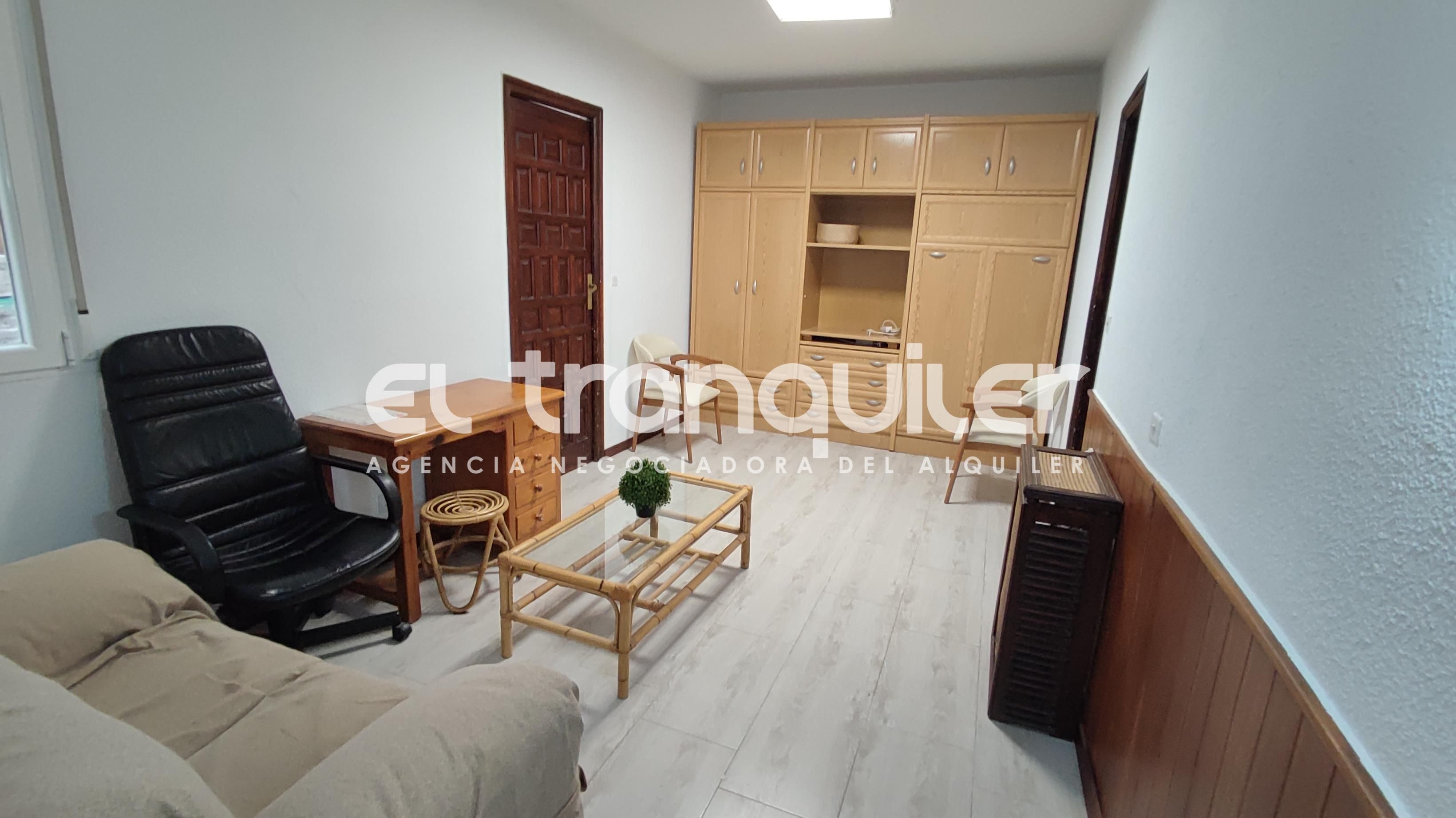 Sala de estar de Piso de alquiler en  Madrid Capital con Amueblado y Lavadora