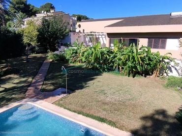 Chalet con piscina en venta en Mas de la Montañeta