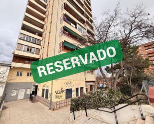 Exterior view of Premises for sale in  Toledo Capital  with Air Conditioner
