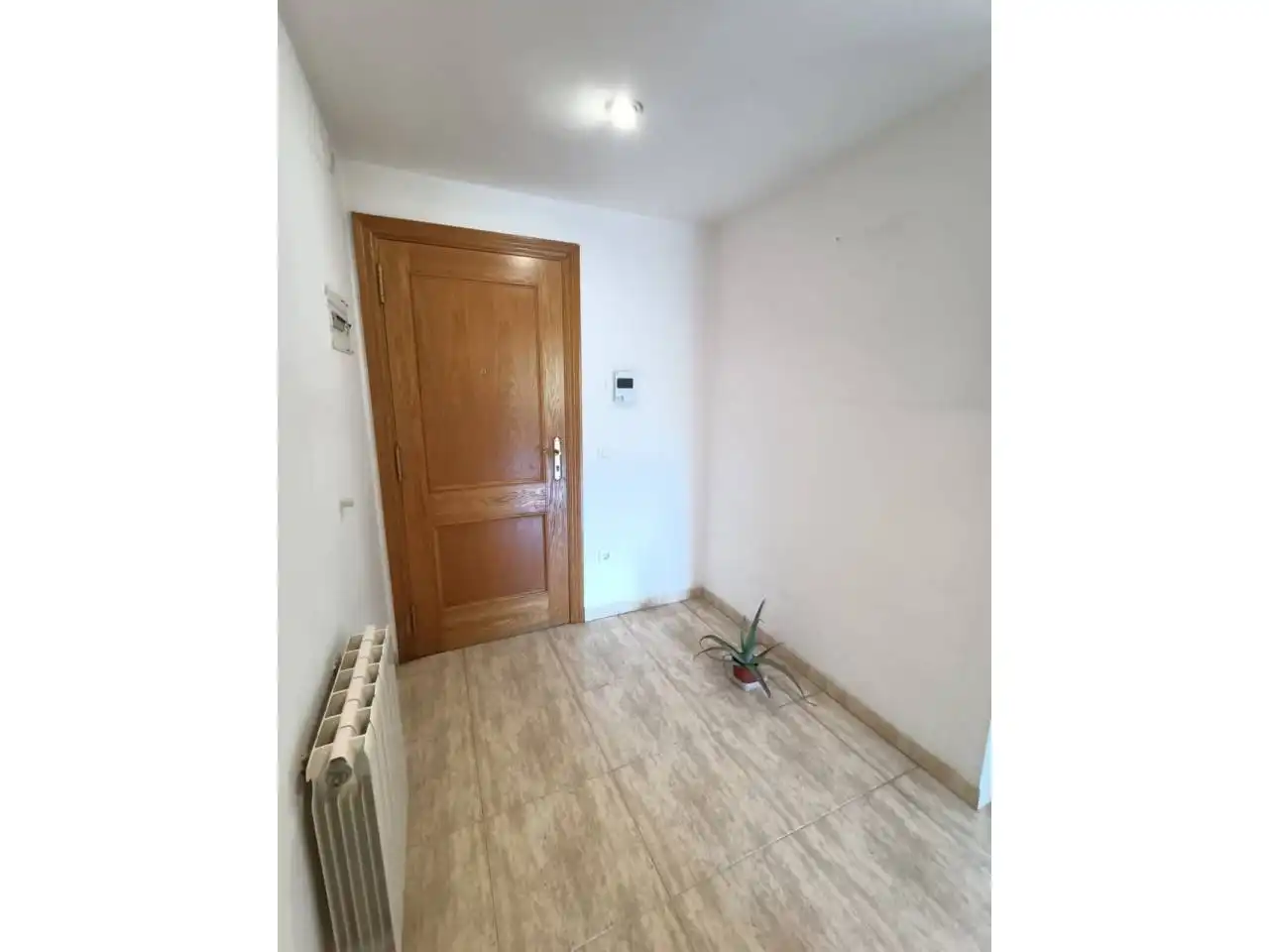 Ático de alquiler en Girona con Calefacción, Balcón y Piscina comunitaria