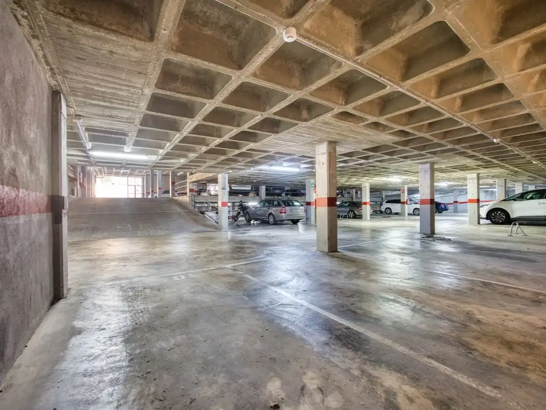 Apartamento con piscina en venta en Avenida del Municipi 12, imagen 35