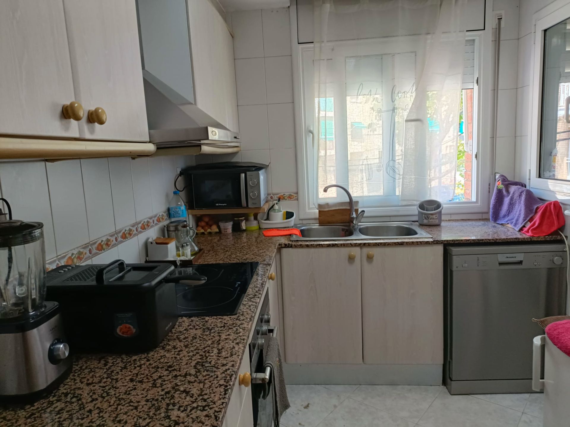 Kitchen of Flat for sale in Rubí  with Air Conditioner, Heating and Oven