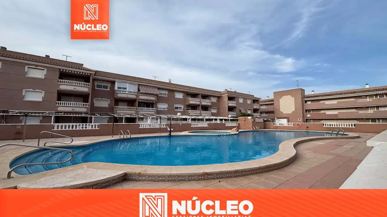 Vista exterior de Piso en venta en Santa Pola con Terraza, Piscina y Amueblado