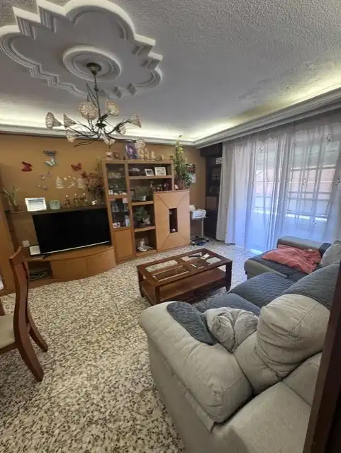 Sala de estar de Piso en venta en Ciudad Real con Aire acondicionado, Terraza y Trastero