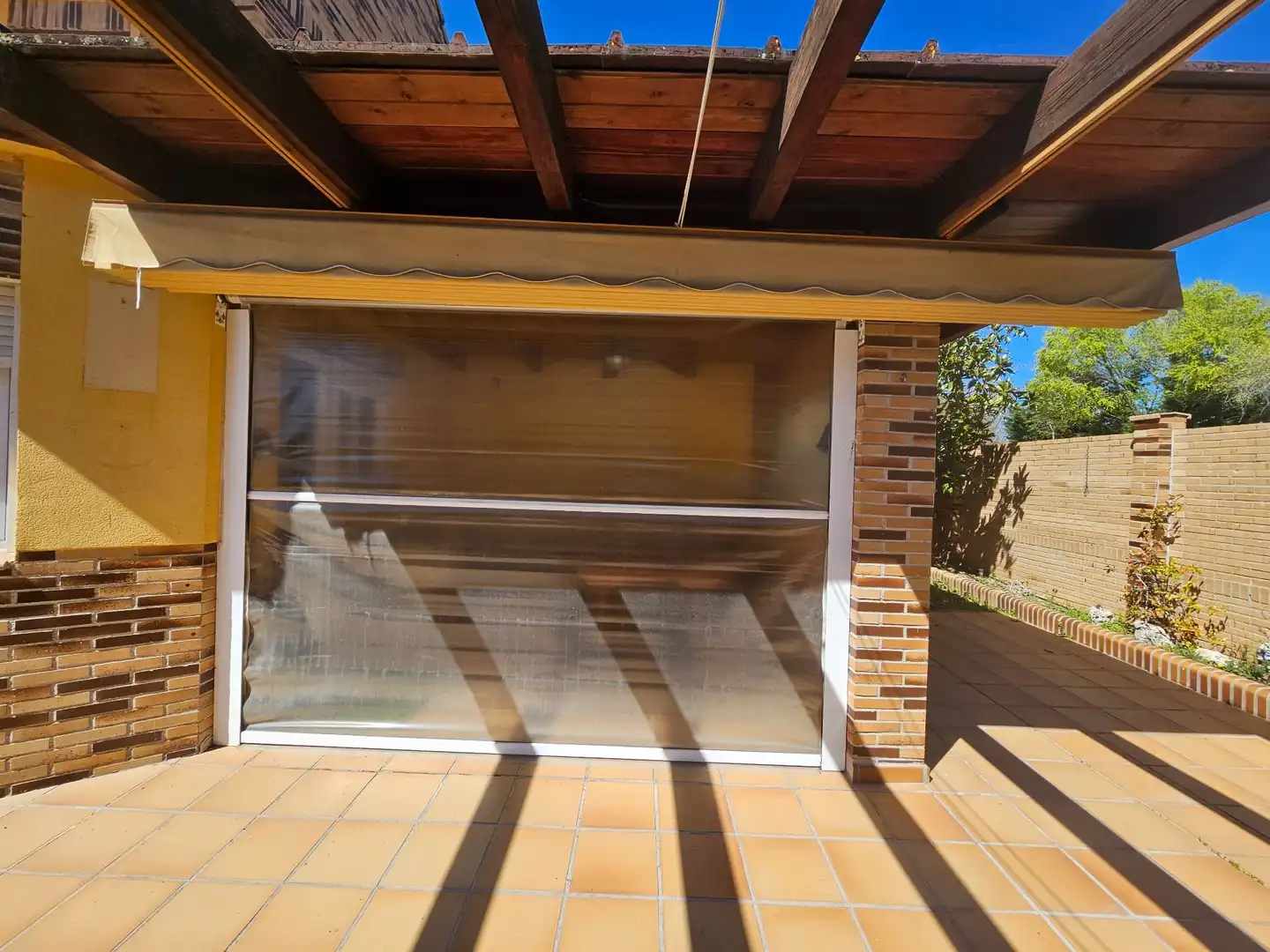 Exterior view of Houses for rent in Valdemorillo  with Air Conditioner, Heating and Private garden