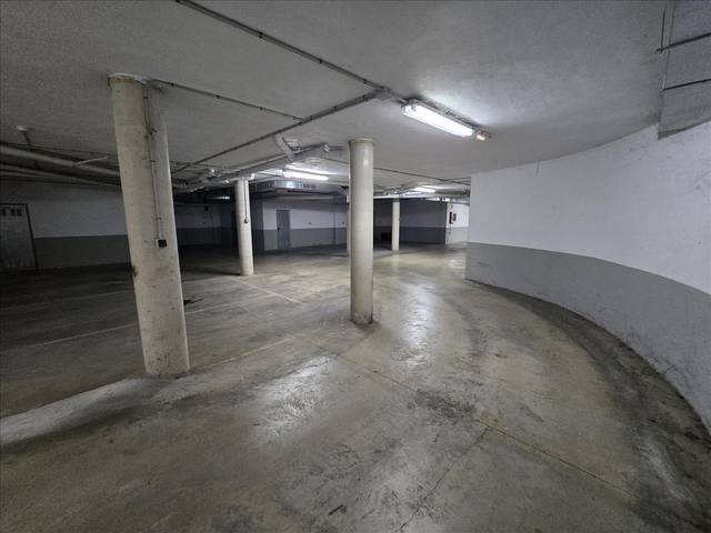 Garaje en Venta en PEREZ GALDOS en Real
