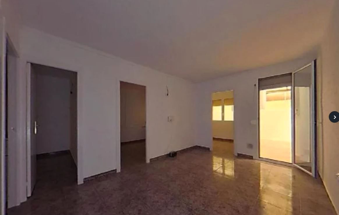 Flat for sale in L'Hospitalet de Llobregat  with Terrace