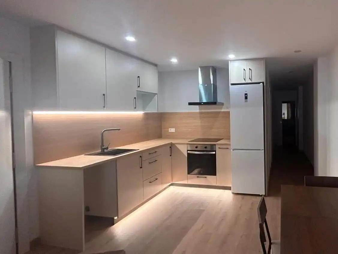 Cuina de Planta baixa de lloguer en Elda amb Calefacció i Moblat