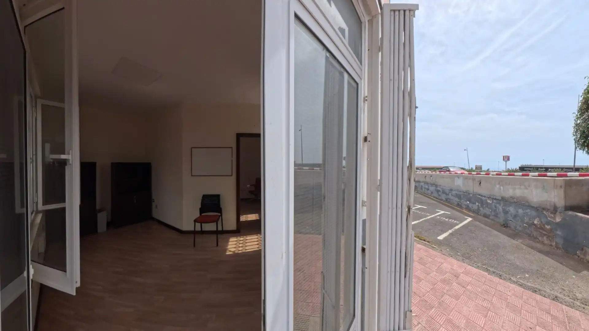 Business premises to rent in Calle BENEHARO, imagen 2