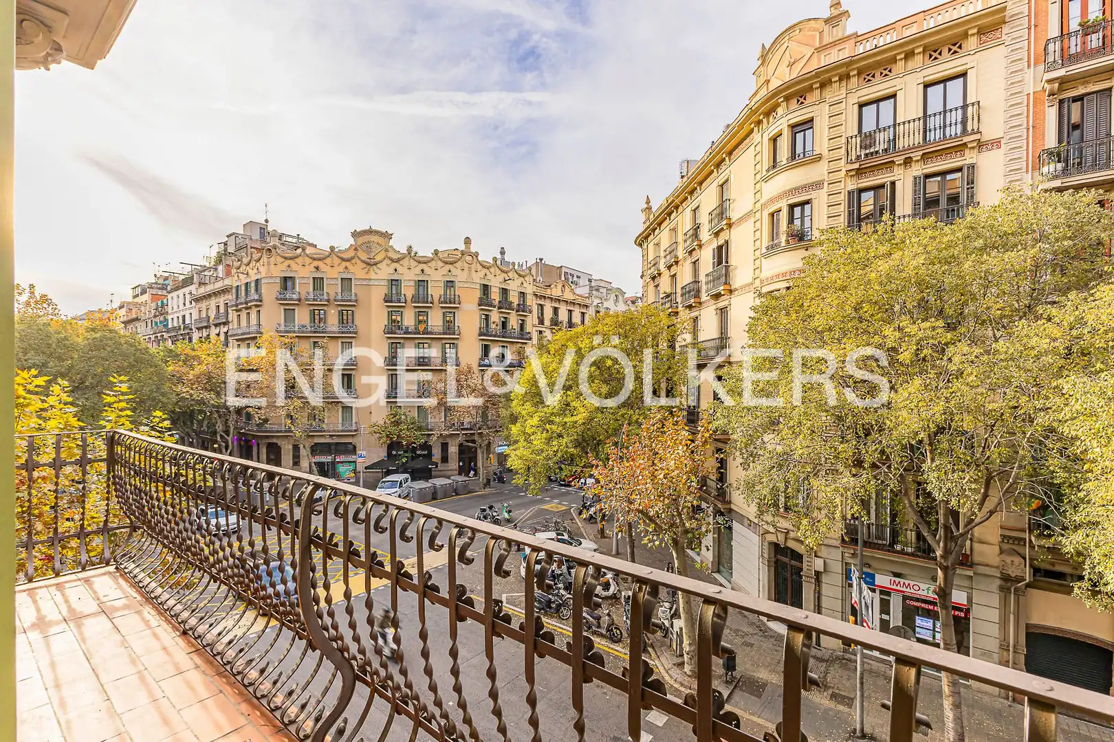 Vista exterior de Pis en venda en Barcelona amb Aire condicionat, Calefacció i Parquet