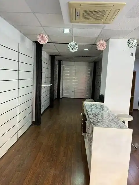 Gewerbefläche zur Miete in Casco Antiguo, imagen 3