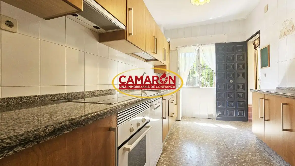House with pool for sale in Palomares del Río, imagen 17