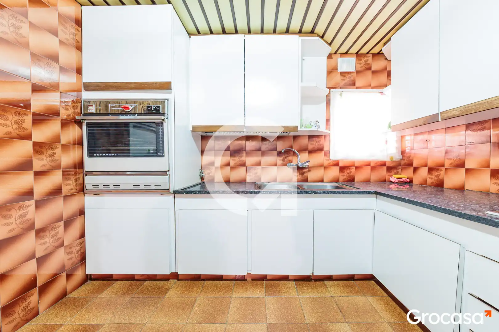 Cuina de Casa adosada en venda en Terrassa amb Terrassa, Traster i Forn