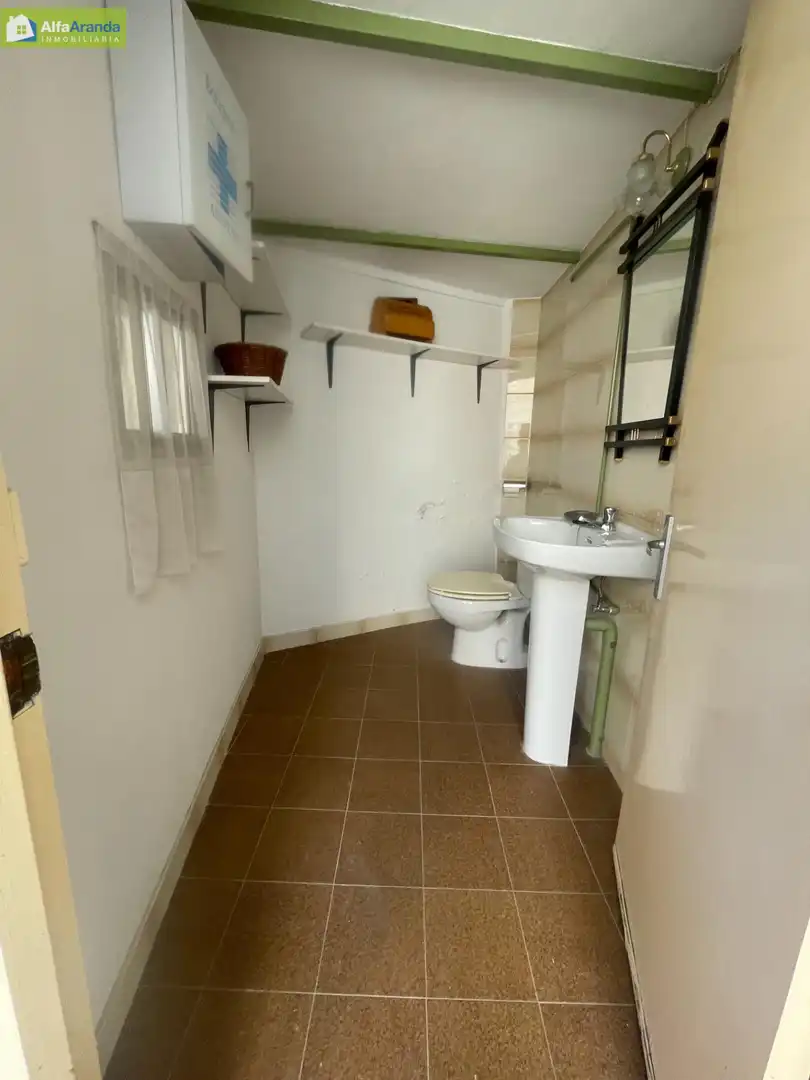 Bathroom of Houses for sale in Roa  with Heating, Storage room and Furnished