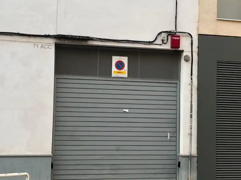 Parkplatz von Garage zur Miete in Sevilla