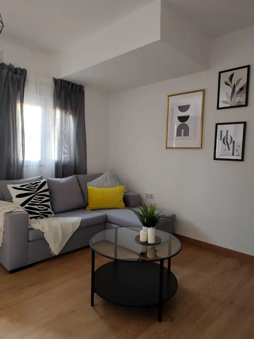 Living room of Apartments for sale in Algeciras  with Furnished