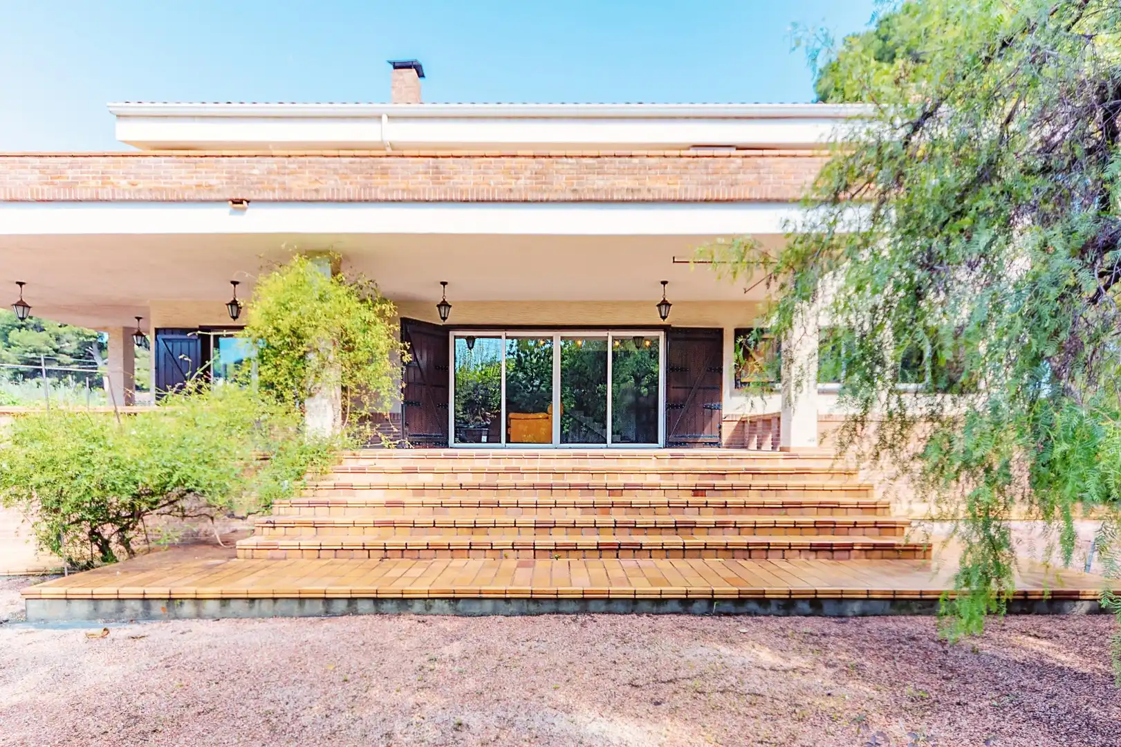 Vista exterior de Casa o chalet en venta en Elda con Calefacción, Jardín privado y Terraza