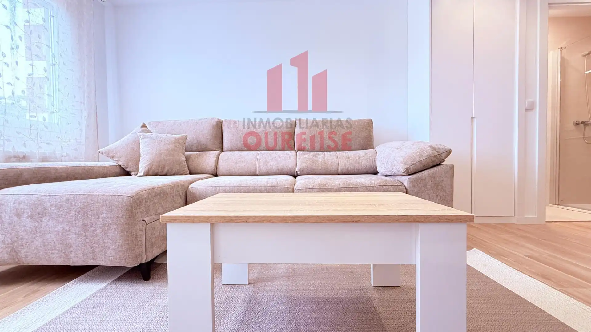 Living room of Flat for rent in Ourense Capital   with Heating and Furnished
