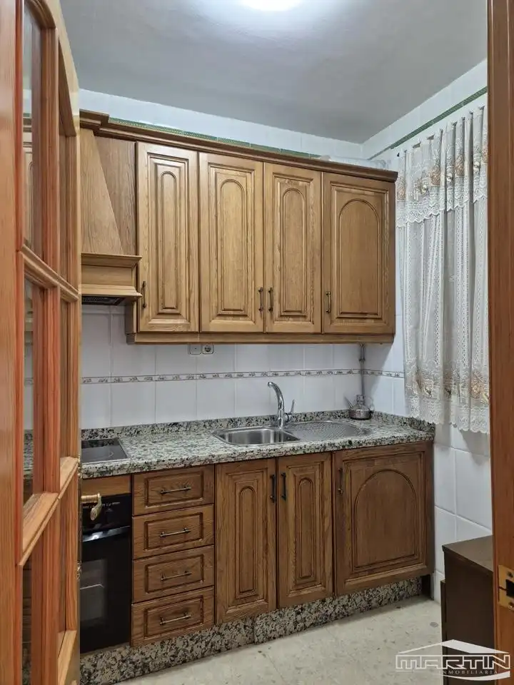Cocina de Piso en venta en Lucena con Trastero y Amueblado