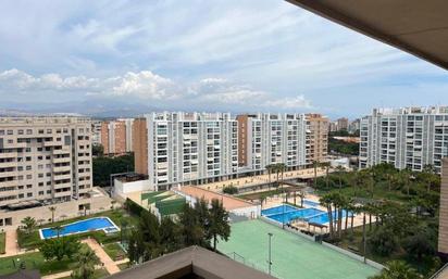 Vista exterior de Àtic en venda en Alicante / Alacant amb Aire condicionat i Terrassa