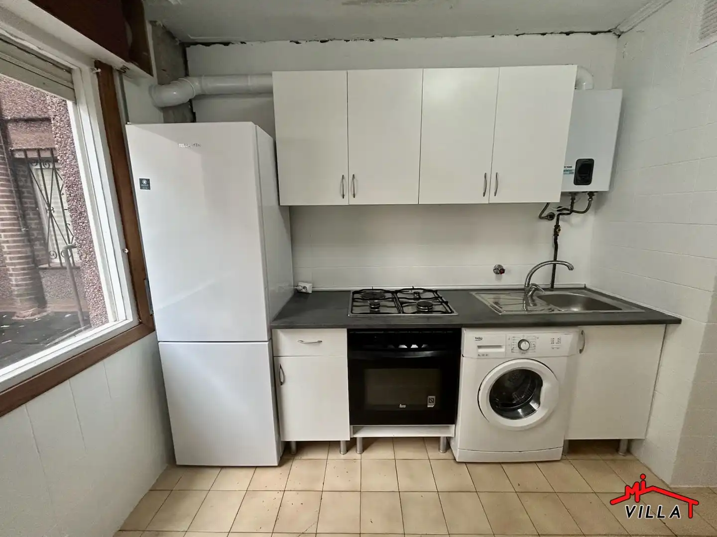 Cocina de Piso en venta en Laredo con Terraza