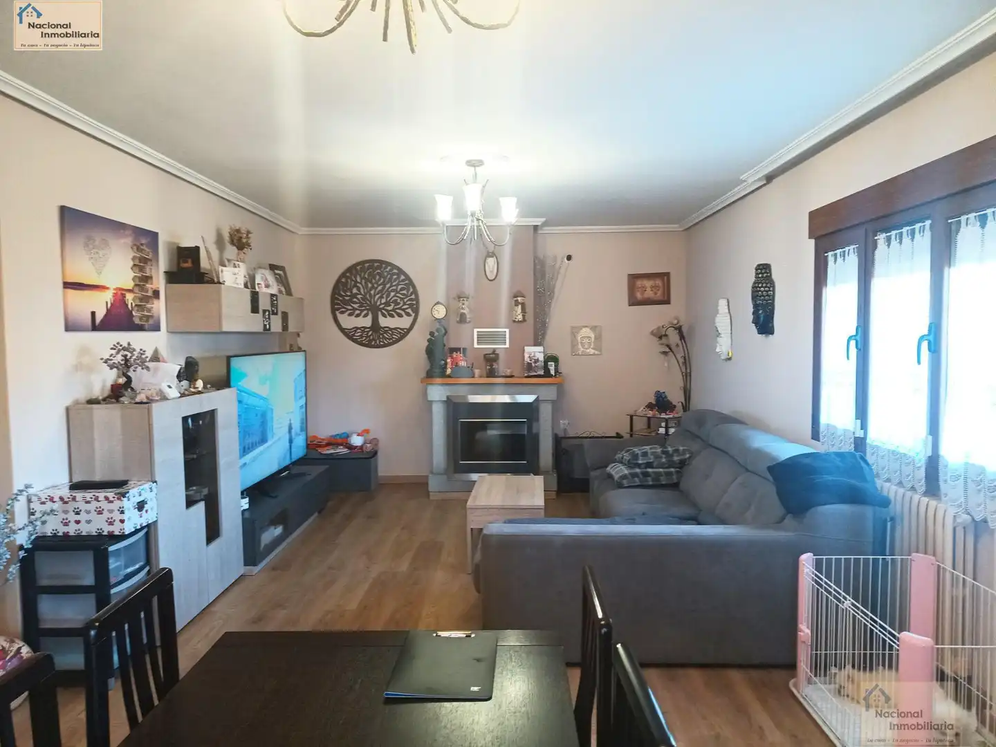 Sala de estar de Casa o chalet en venta en Palazuelos de Eresma con Calefacción, Terraza y Trastero