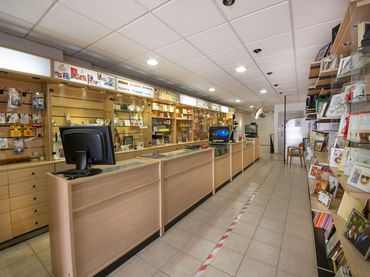 Local comercial en venda a Calle rosal