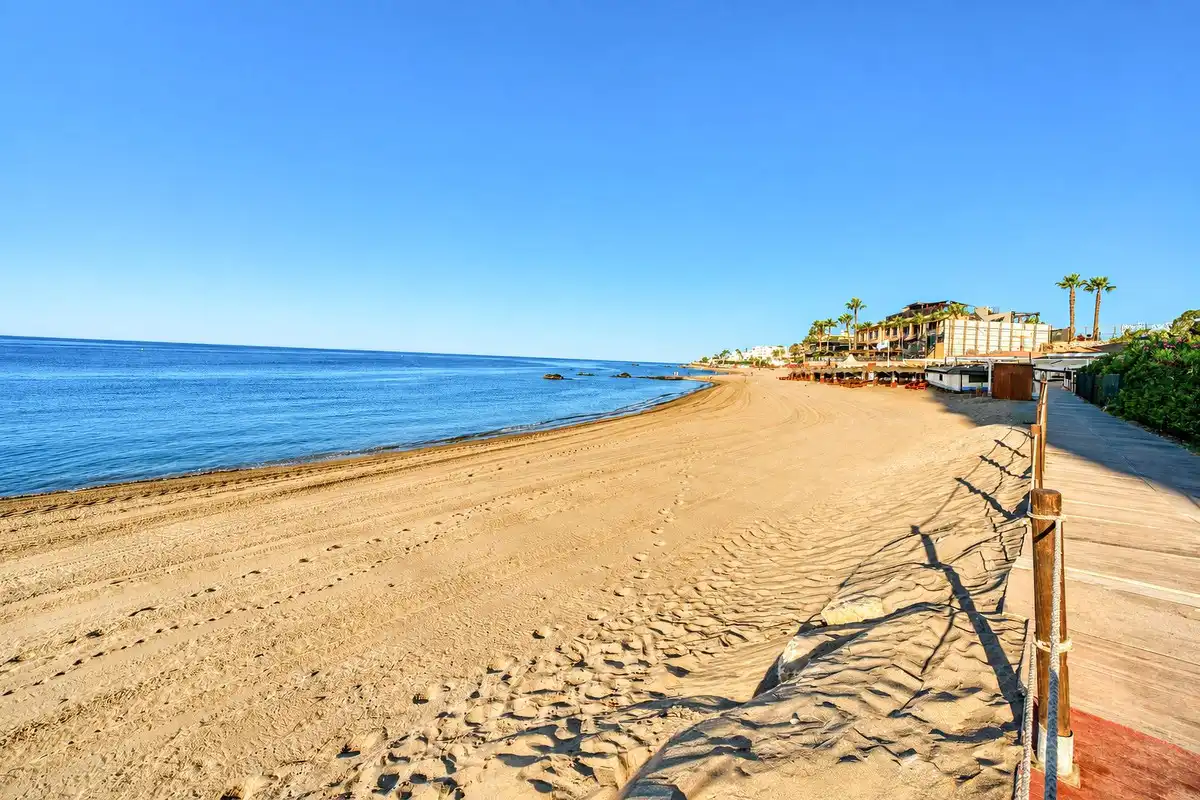 Ático con piscina en venta en Riviera del Sol, imagen 4