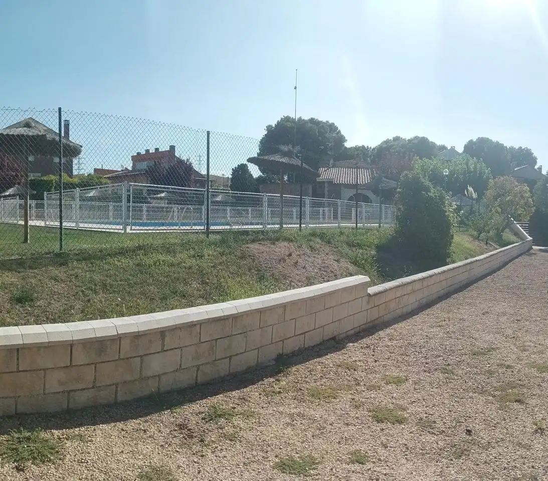 Swimming pool of Houses for sale in Calatayud  with Private garden and Community pool
