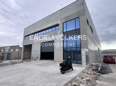 Industrial building to rent in Polinyà