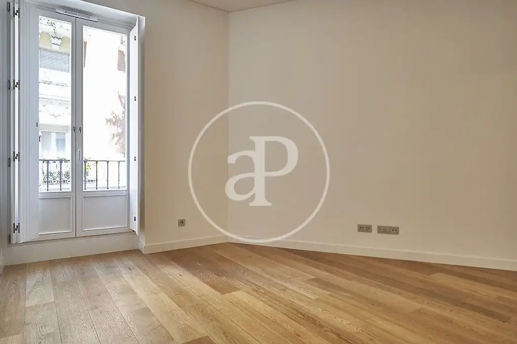 Schlafzimmer von Wohnung zur Miete in Madrid mit Klimaanlage, Heizung und Abstellraum
