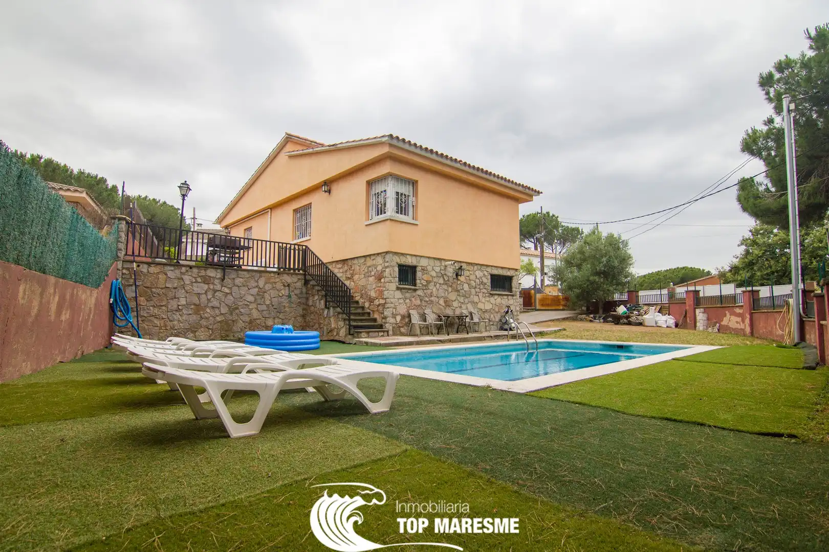 Vista exterior de Casa o chalet en venta en Caldes de Montbui con Calefacción y Piscina