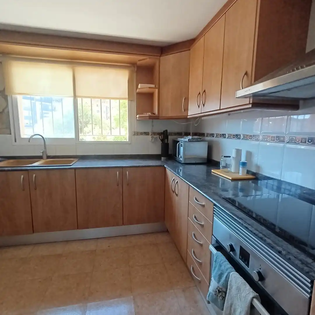 Cocina de Piso en venta en Picassent con Aire acondicionado, Calefacción y Jardín privado