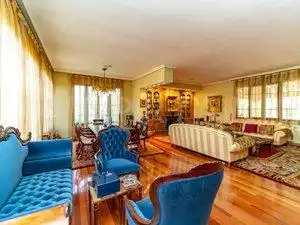 Sala de estar de Casa o chalet en venta en Las Rozas de Madrid con Aire acondicionado, Calefacción y Jardín privado
