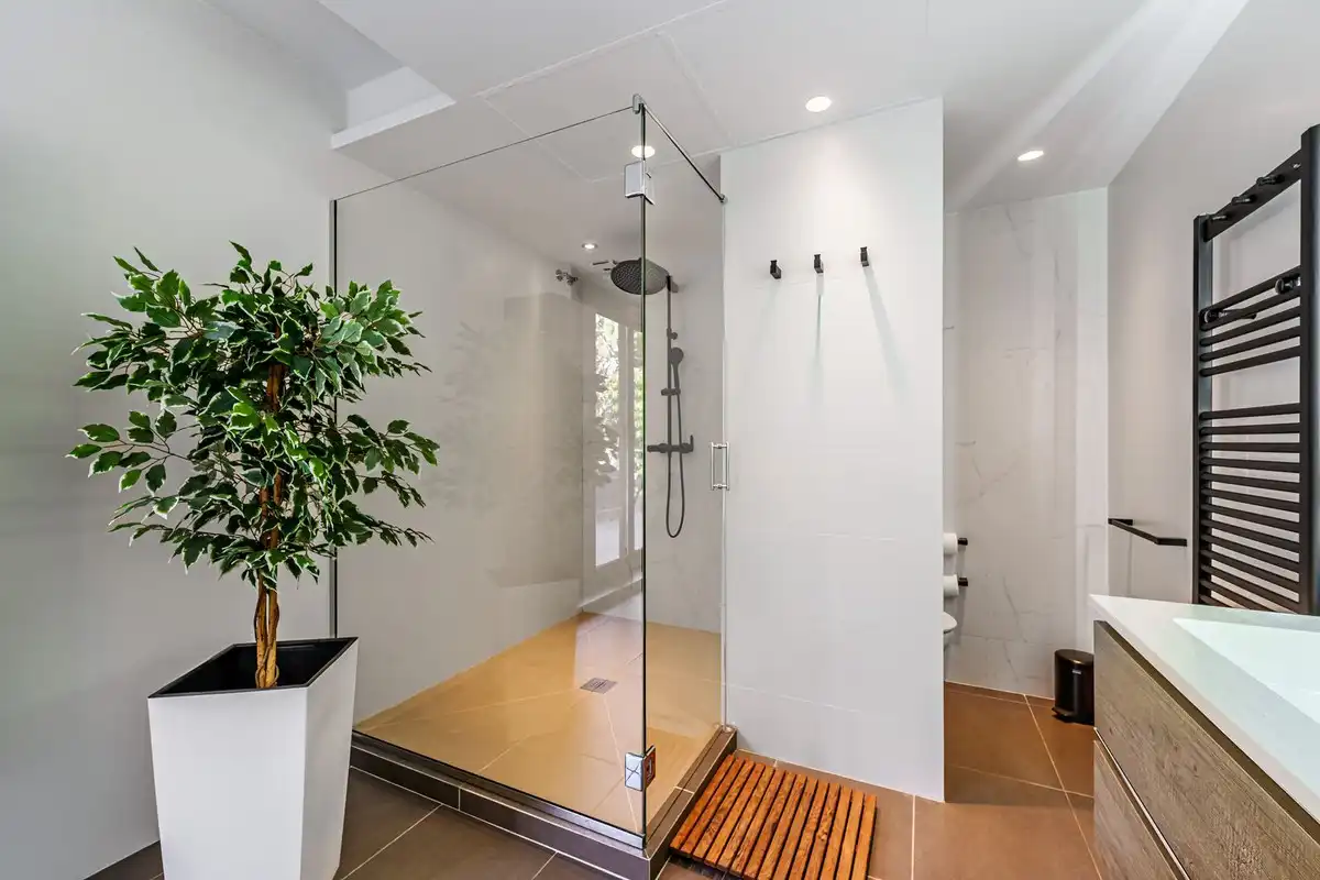 Baño de Casa o chalet en venta en Marbella con Terraza y Piscina