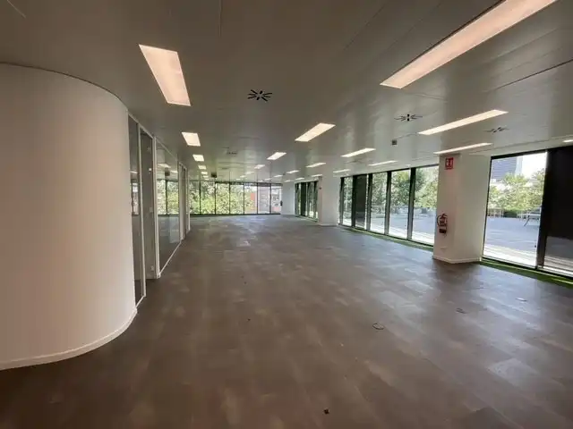 Gebäude zur Miete in Barcelona