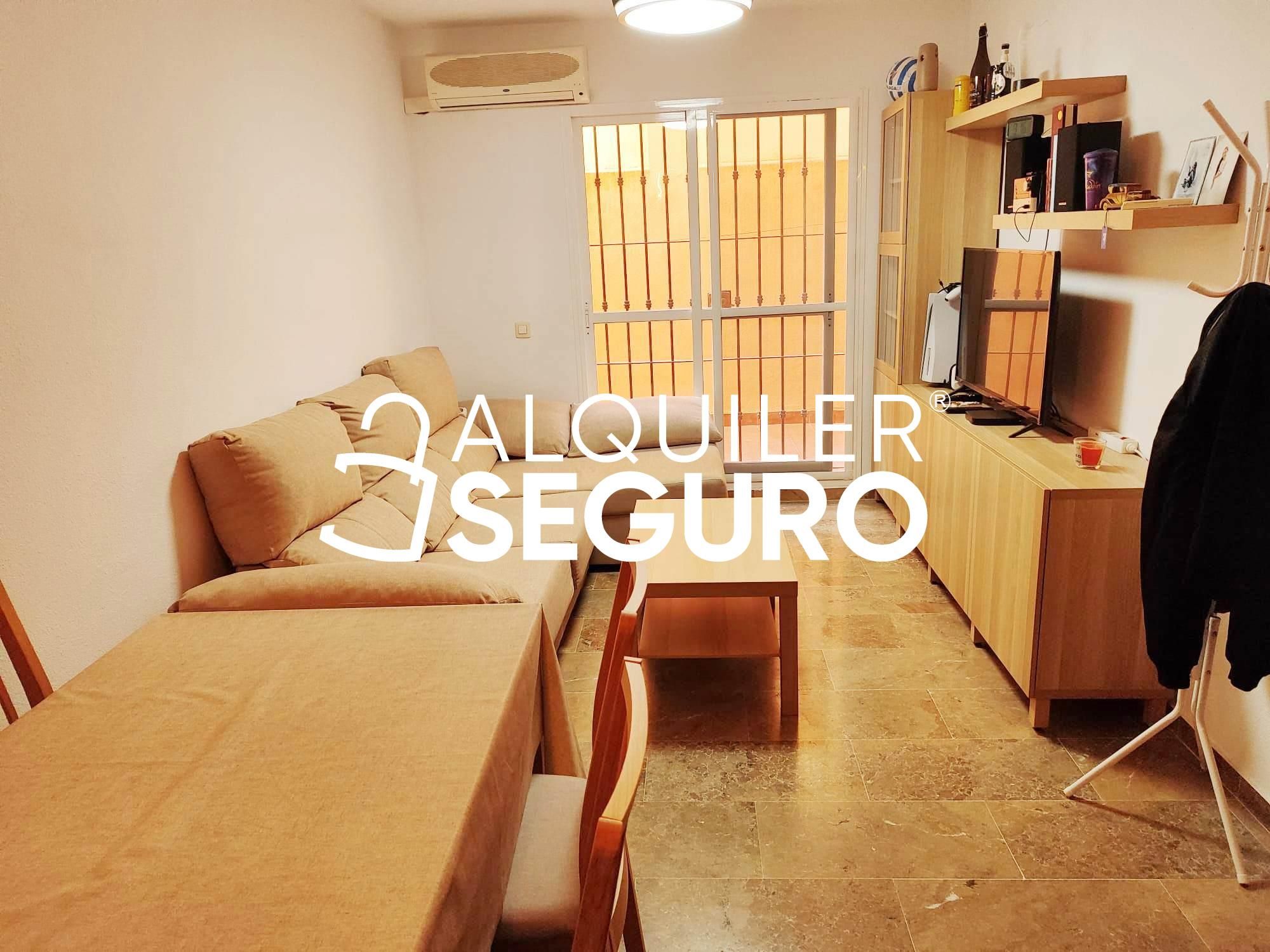 Living room of Flat to rent in Cártama  with Air Conditioner, Heating and Storage room