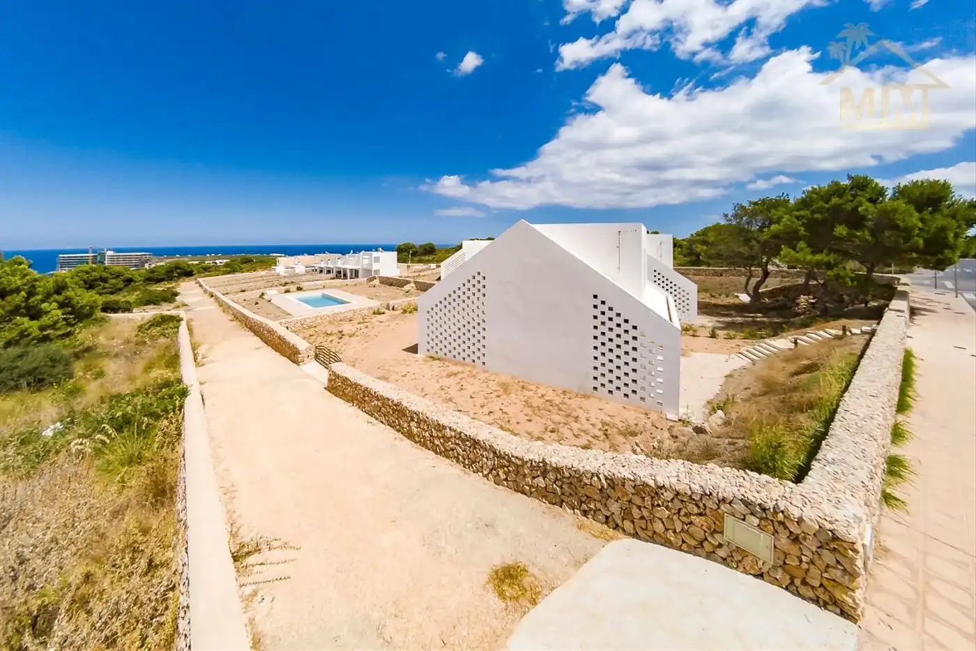Exterior view of Houses for sale in Es Mercadal  with Air Conditioner, Terrace and Community pool