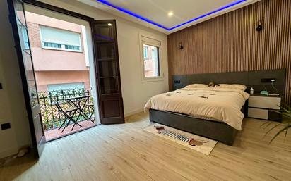 Flat for sale in Carrer de Joan de Peguera, El Camp de l'Arpa del Clot