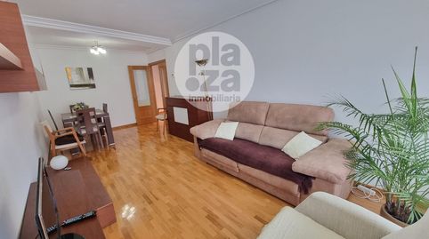 Foto 5 de Pis de lloguer a Isidoro Diaz Murugarren, Gamonal - San Bruno - G9, Burgos Capital